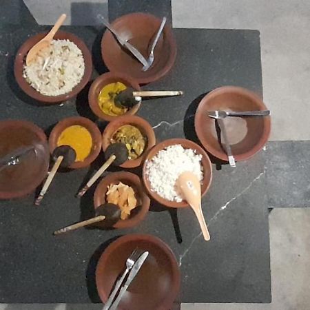 Sura Homestay Канди Экстерьер фото