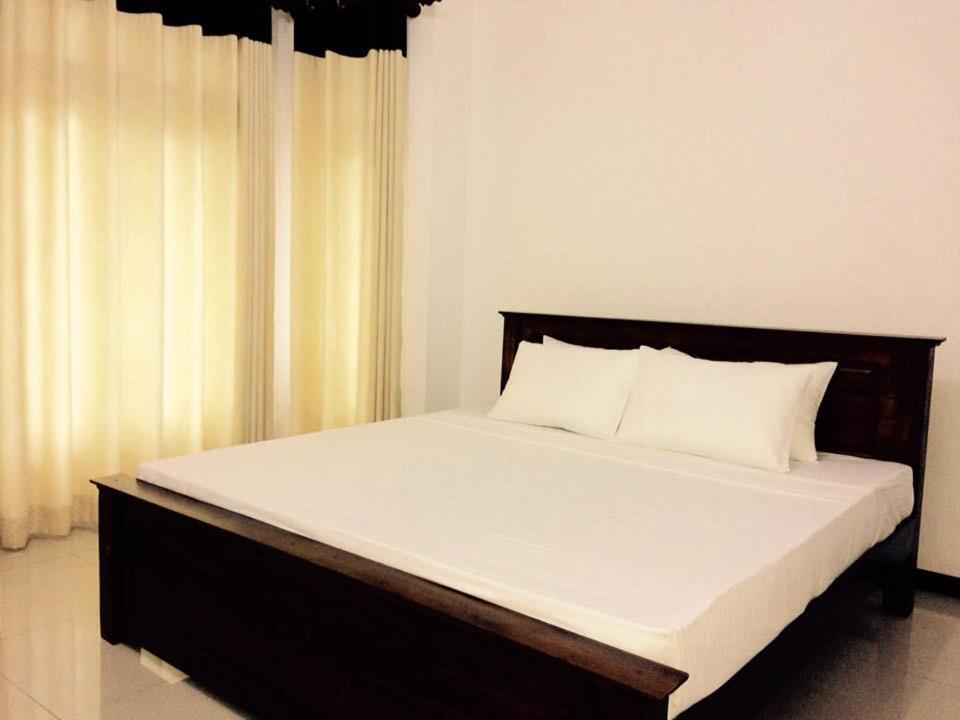 Sura Homestay Канди Экстерьер фото